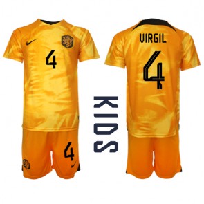 Nederländerna Virgil van Dijk #4 kläder Barn VM 2022 Hemmatröja Kortärmad (+ korta byxor)